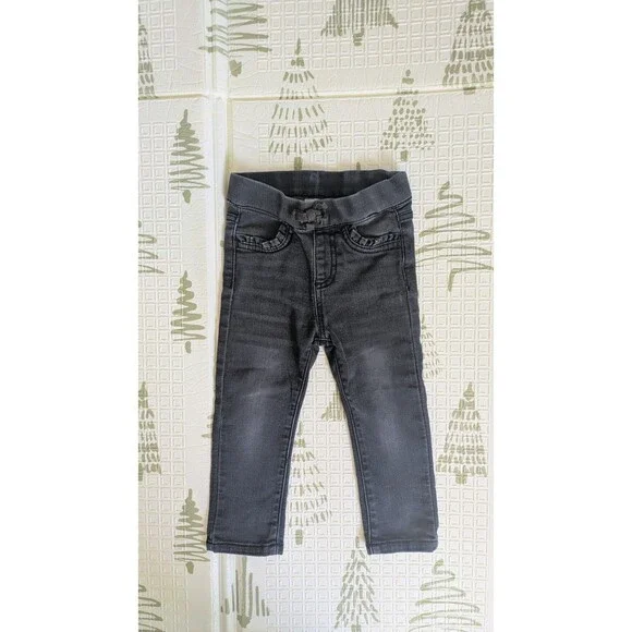 Girls 2T Jeans & Pants Bundle 6pc | Levi’s, BabyGap 1969, Old Navy, Cat & Jack - Picture 5 of 8